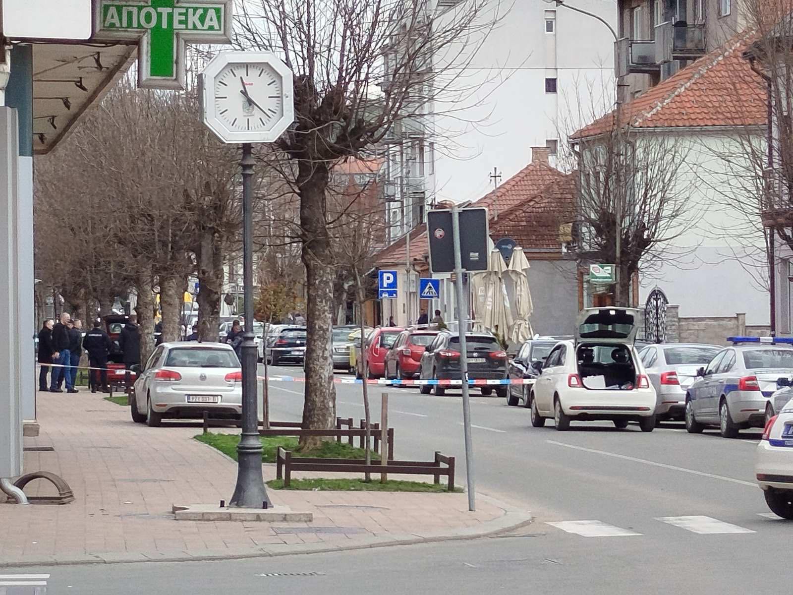 Radio je u nadnici, brinuo o majci koja je invalid: Detalji nezapamćene drame u centru Kosjerića, muškarac koji je pokušao saomoubistvo prevezen u užičku bolnicu u teškom stanju (FOTO)