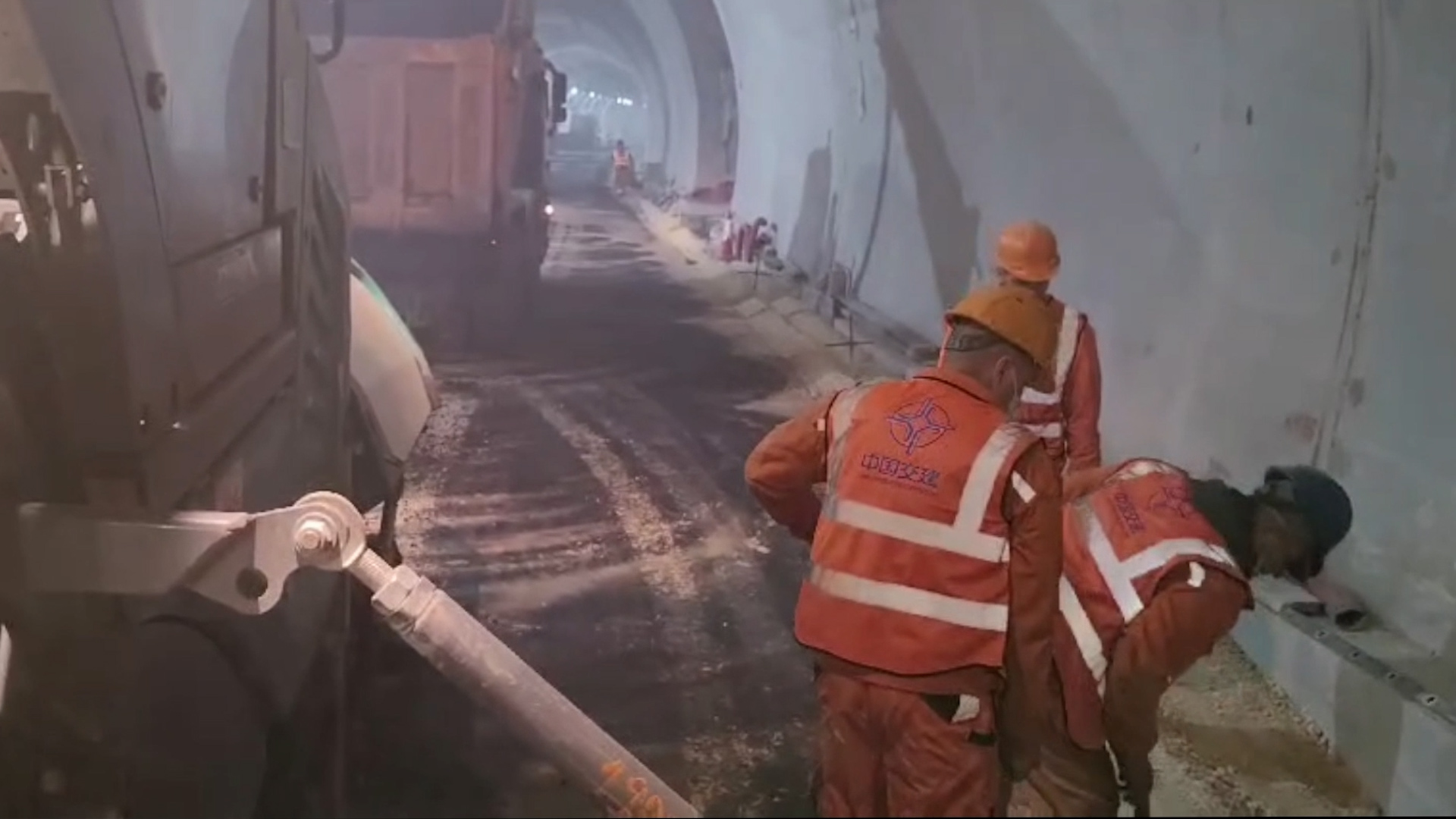 Radovi na autoputu Pakovraće–Požega u punom jeku, sve se testira 24 sata dnevno/ Foto: Screenshot