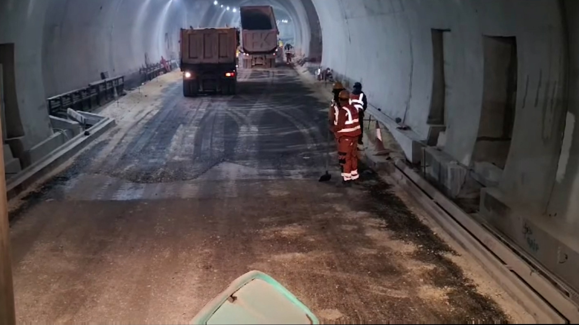Radovi na autoputu Pakovraće–Požega u punom jeku, sve se testira 24 sata dnevno/ Foto: Screenshot