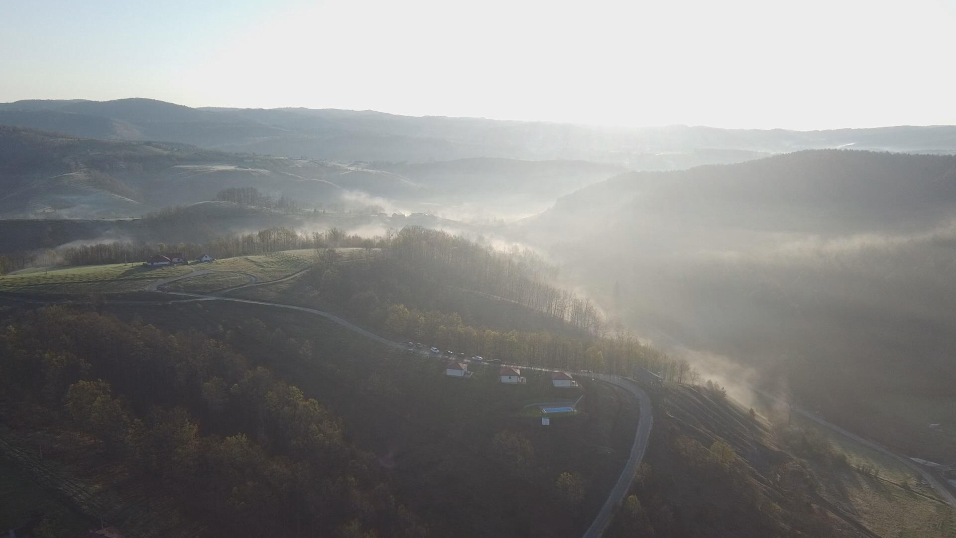 Nismo tu zbog para, već zbog ljudi: Ovo će biti najveselije mesto u Srbiji za Prvi maj, stižu trubači na planinu Suvobor pored nove svetinje i to za džabe (FOTO)