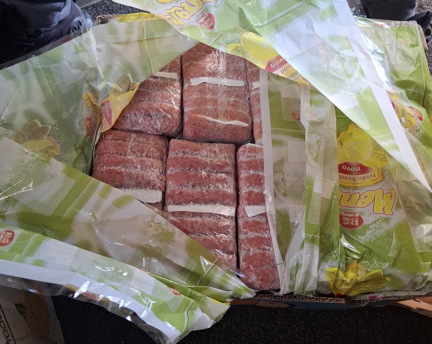 Pali šverceri na Horgošu: Zaplenjeno 727 kg suhomesnatih proizvoda, 181 kg mesnih proizvoda i 160 kg mlečnih proizvoda/ Foto: Uprava carina