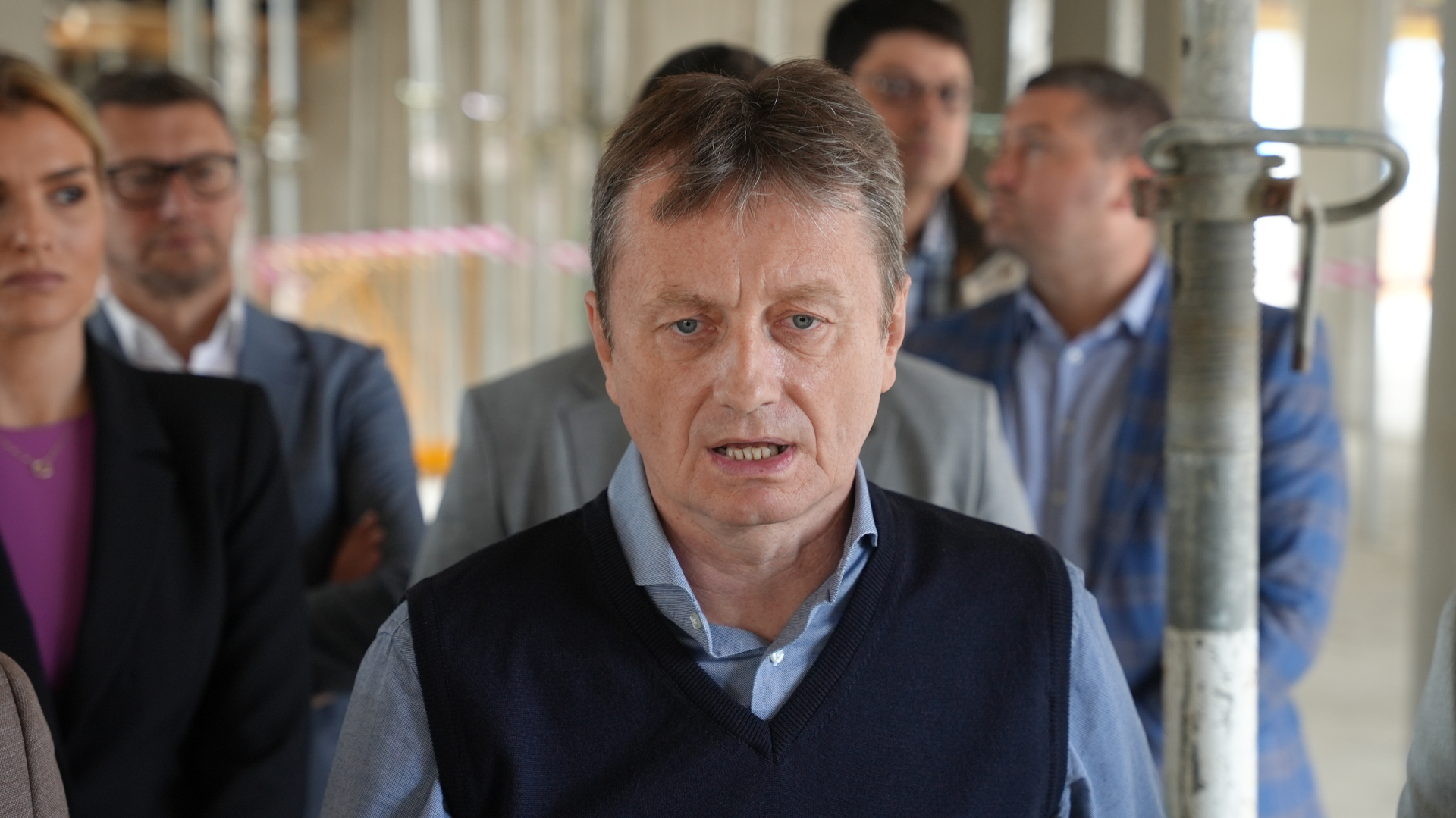 "Postoje oni koji bi mogli iskoristiti izbore za incidente", Darko Glišić iz Čačka poručio: Građani Kosjerića će pokazati svoju volju na izborima (VIDEO)