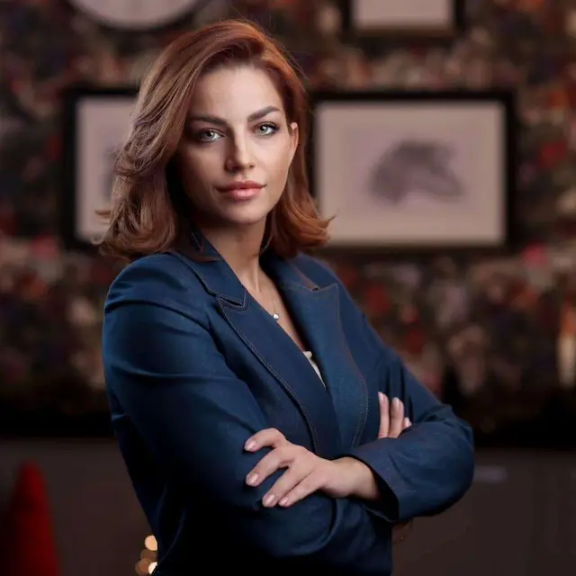 Opozicija se prikačila na leđa mladim i izmanipulisanim ljudima – 15. marta im je sviran kraj: Nakon napada na društvenim mrežama oglasila se Jelena Milivojević 