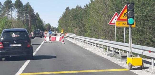 Vozači oprez, ovaj lokalni put kod Čačka je zatvoren: Zbog radova na petlji Preljina automobili se usmerevaju na Ibarsku magistralu