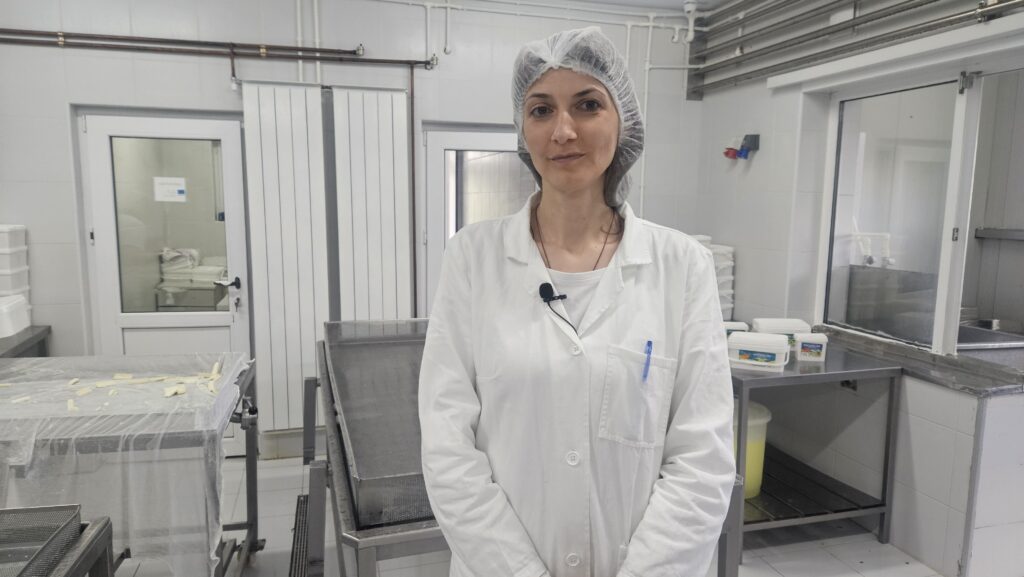 Dnevno se preradi do 3.000 litara najkvalitetnijeg mleka: Ovo je najmodernija mlekara na Zlatiboru, ali i u zapadnoj Srbiji - većina proizvoda organskog porekla (FOTO)
