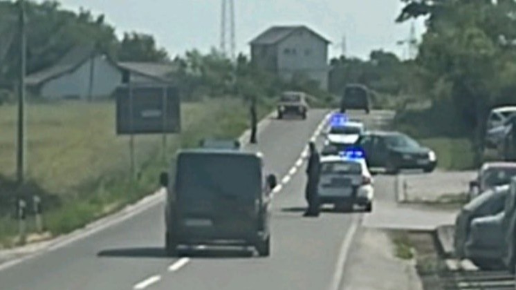 Jeziva saznanja o tragediji kod Topole u kojoj je poginuo motorciklista: Vozač "golfa" nije imao dozvolu za automobil, dvotočkaš se direktno zakucao