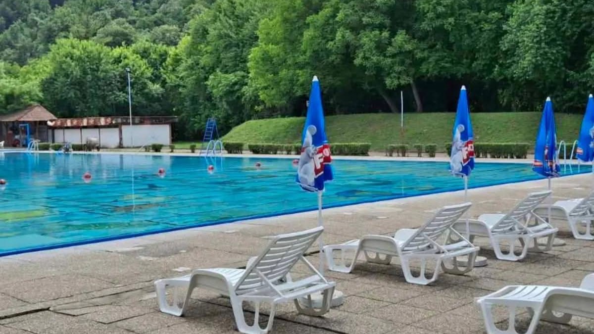 Počinje sa radom bazen u Ljigu / foto: RINA