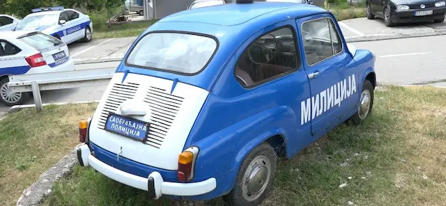 Fića ispred policije u Prijepolju postala prava atrkacija / foto: RINA