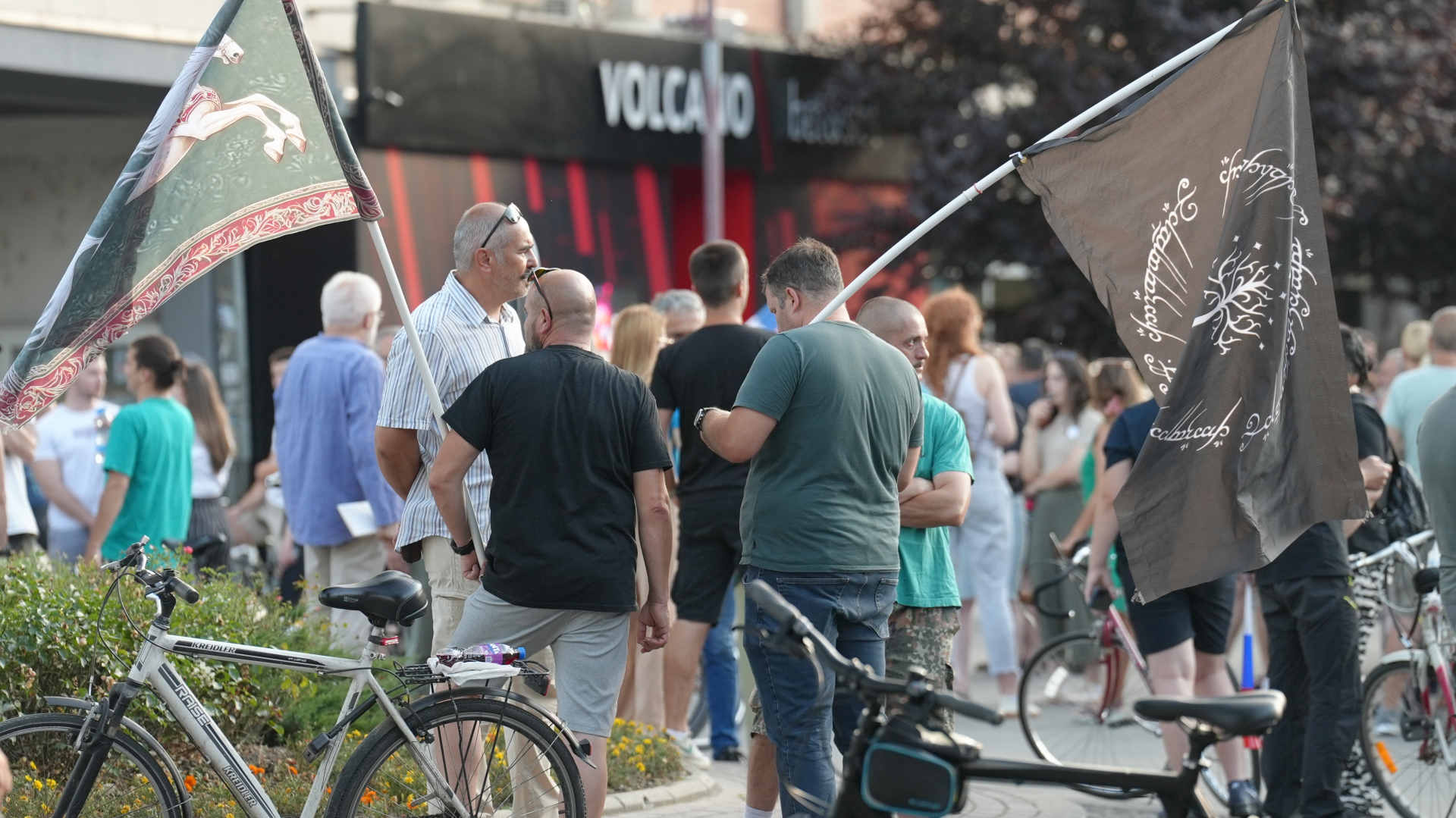 Večernja blokada kružnog toka u Čačku / foto: RINA