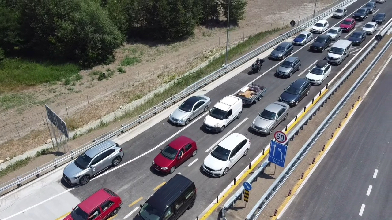 Prvi vozači oduševljeni novom deonicom auto-puta / foto: RINA