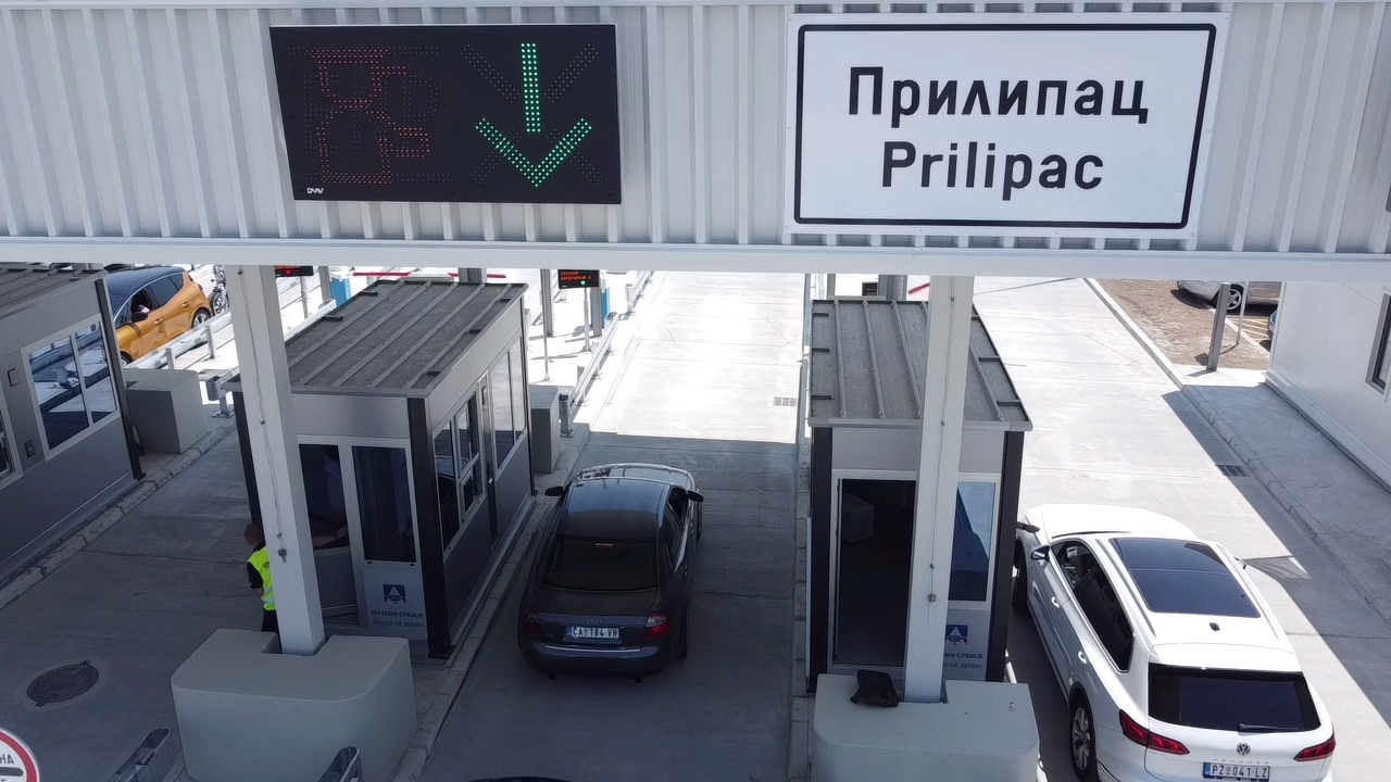 Prvi vozači oduševljeni novom deonicom auto-puta / foto: RINA