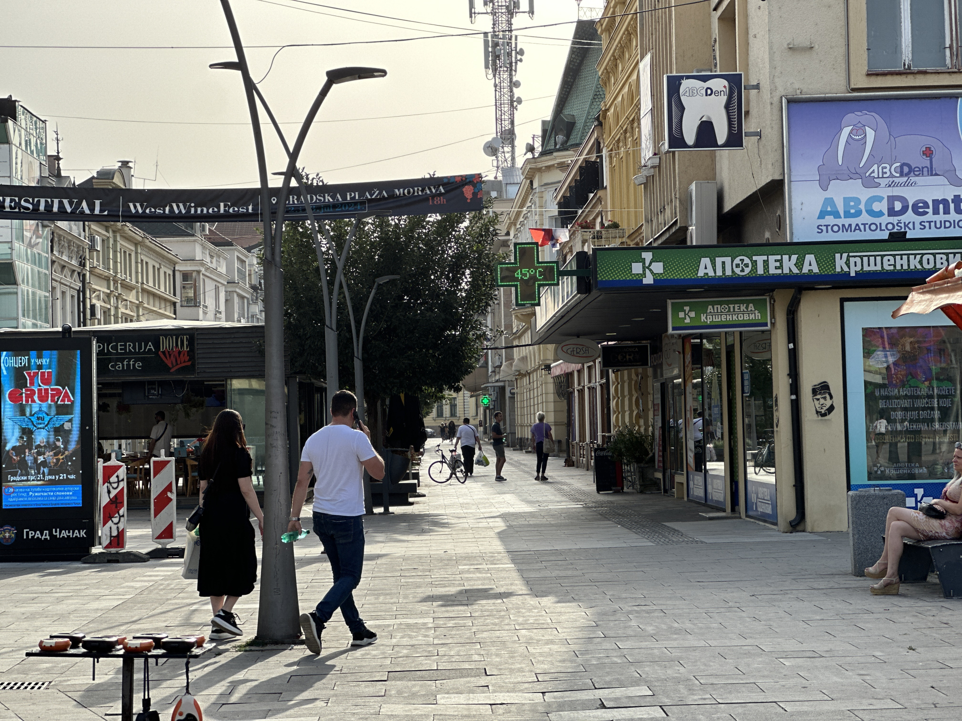 Stroga pravila za postavljanje bašti ugostiteljskih objekata u Čačku: Ko prekrši plaća kaznu od 25 do 150 hiljada dinara
