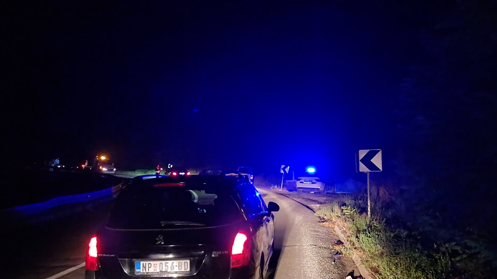 Automobil sleteo, troje mladih bori se za život: Teška saobraćajna nezgoda kod Novog Pazara, svi povredjeni prevezeni u bolnicu/ Foto: RINA