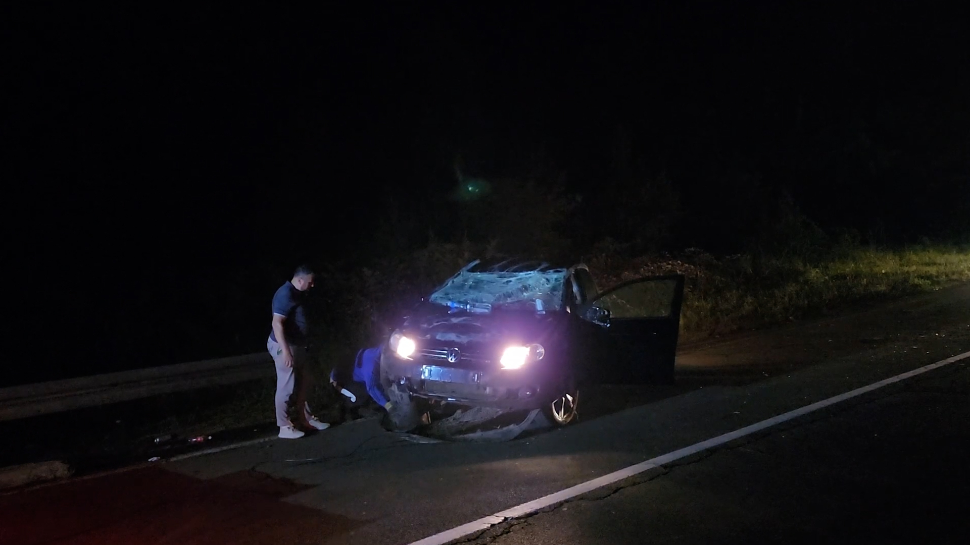 Automobil sleteo, troje mladih odmah prevezeni u bolnicu: Teška saobraćajna nezgoda kod Novog Pazara, saobraćaj usporen (FOTO)(VIDEO)
