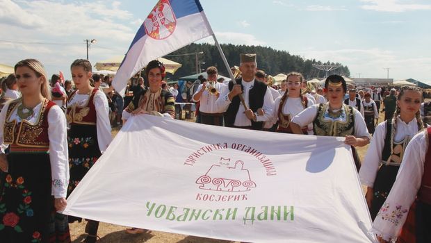 Tenzije i blokade odgodili tradicionalni skup: Čobanski dani u Kosjeriću prvi put pod znakom pitanja - ova manifestacija čuva srpsku tradiciju i običaje 