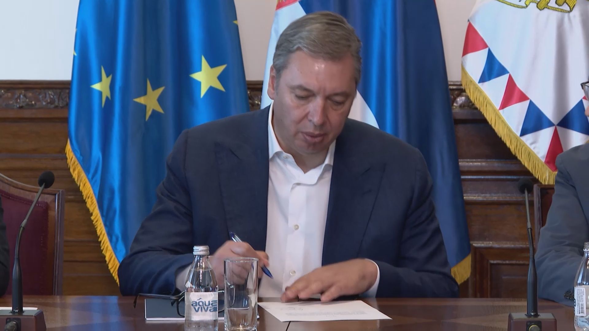 Odluka suda u BiH je nedomokratska i ruši stabilnost i bezbednost regiona: Nakon sednice Saveta za nacionalnu bezbednost oglasio se Vučić - Srbija stoji uz Republiku Srpsku i njen narod (FOTO)