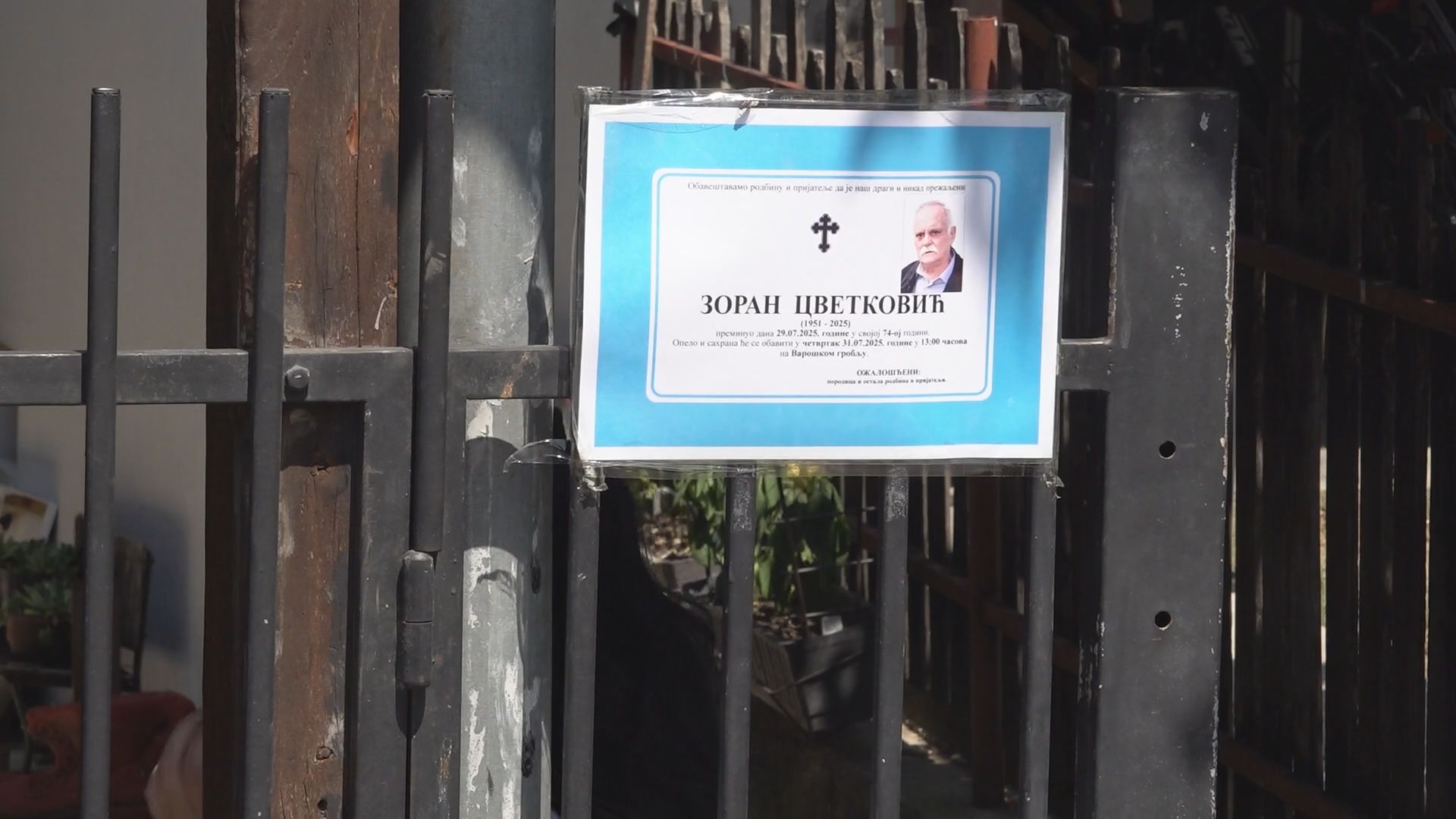 Molila sam ih da prestanu, ali uzalud: Ispovest Danke iz Kragujevca nakon što su blokaderi ispred njene kuće napravili haos - prva sam podržavala studente i vređala SNS ali se sada zbog toga kajem (FOTO)