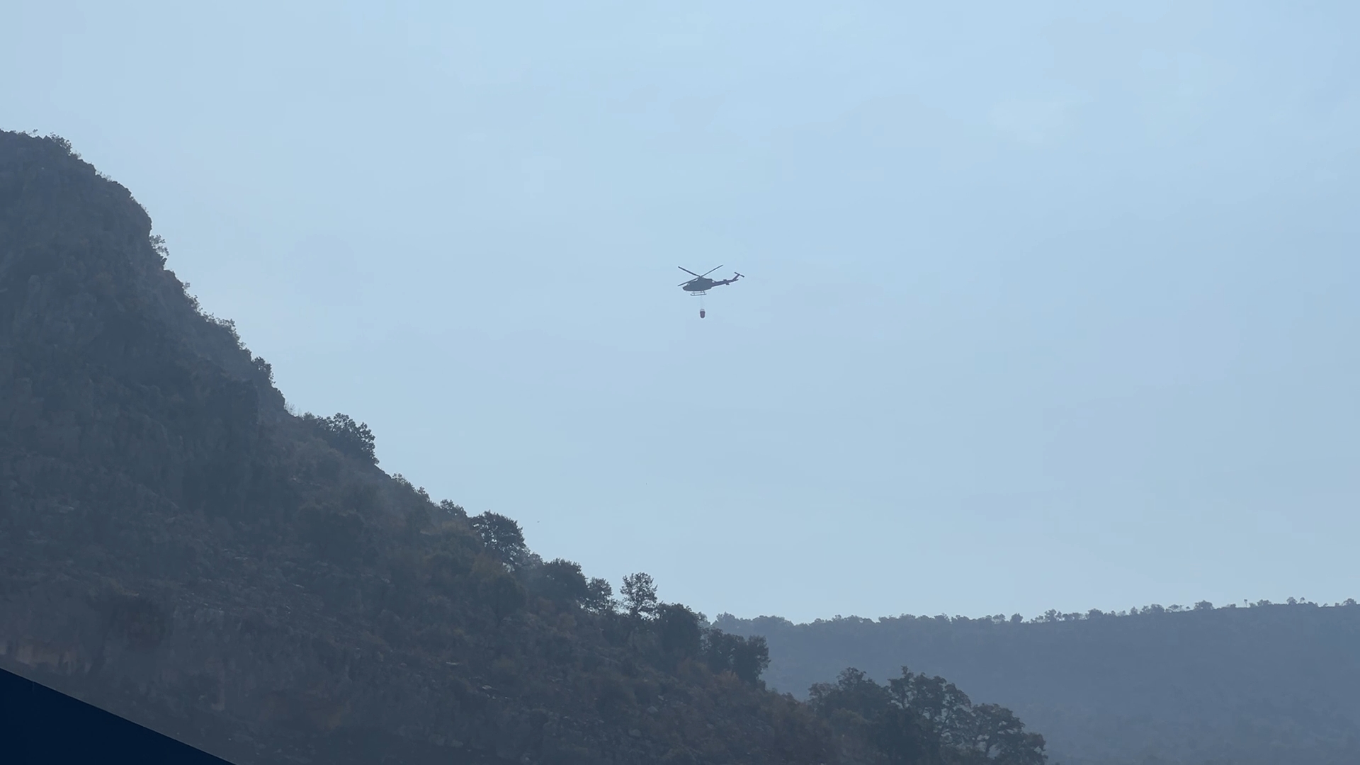 Nema odmora za crnogorske vatrogace ni srpske pilote, novi požari izbili tokom noći/ Foto: RINA