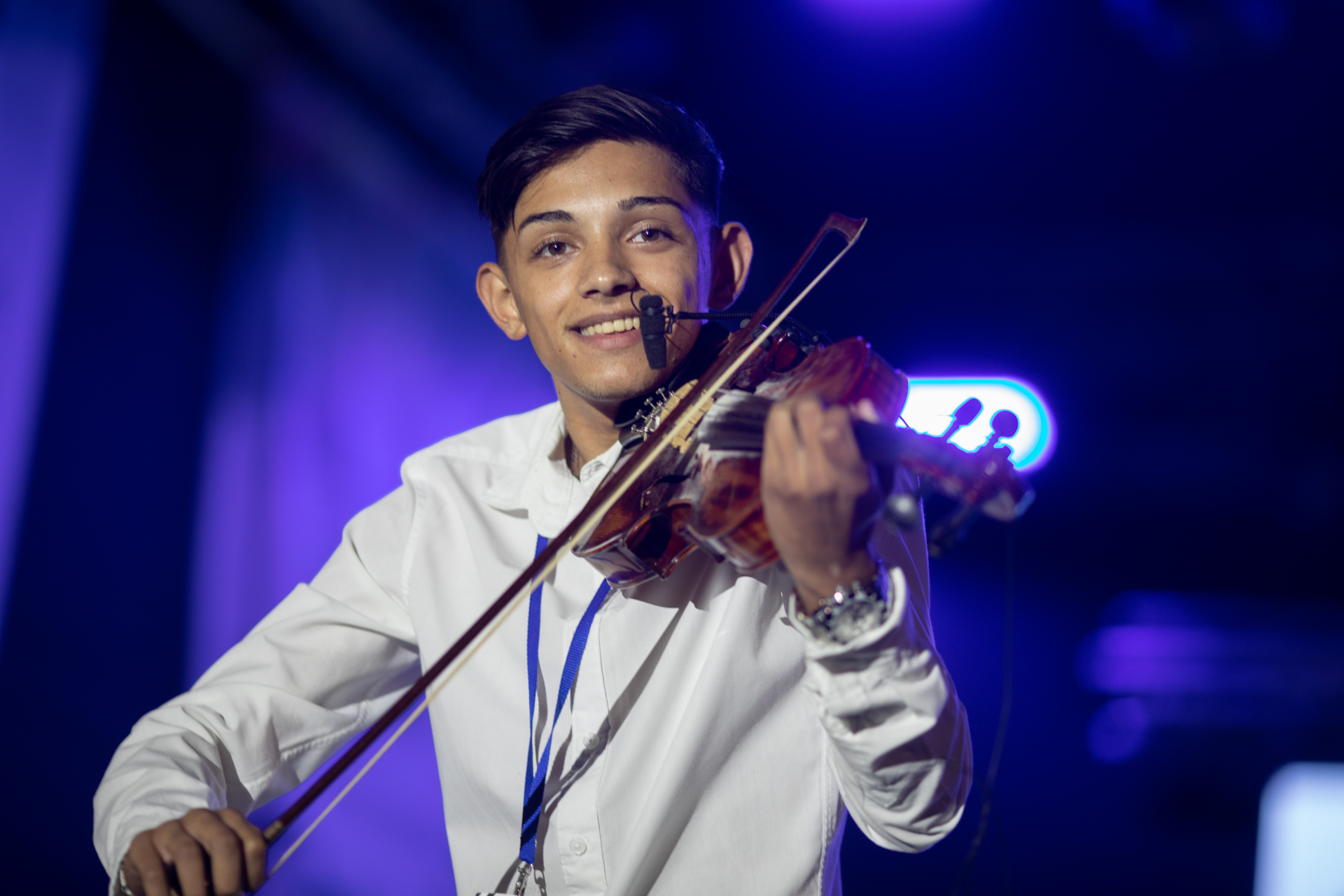 Ovo su majstori koji su dotakli svako srce u Pranjanima i odneli pobedu: Spektakl na velikoj pozornici na Saboru violinista, narodna fešta nastavlja se i večeras (FOTO)