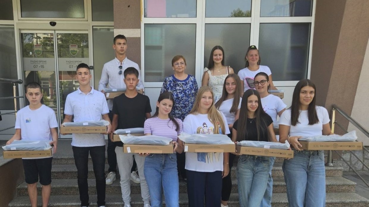Oni su ponos čitavog Dragačeva zato i zaslužuju najbolje: Neverovatan gest opštine Lučani, vukovcima za izuzetan doprinog stigle vredne nagrade
