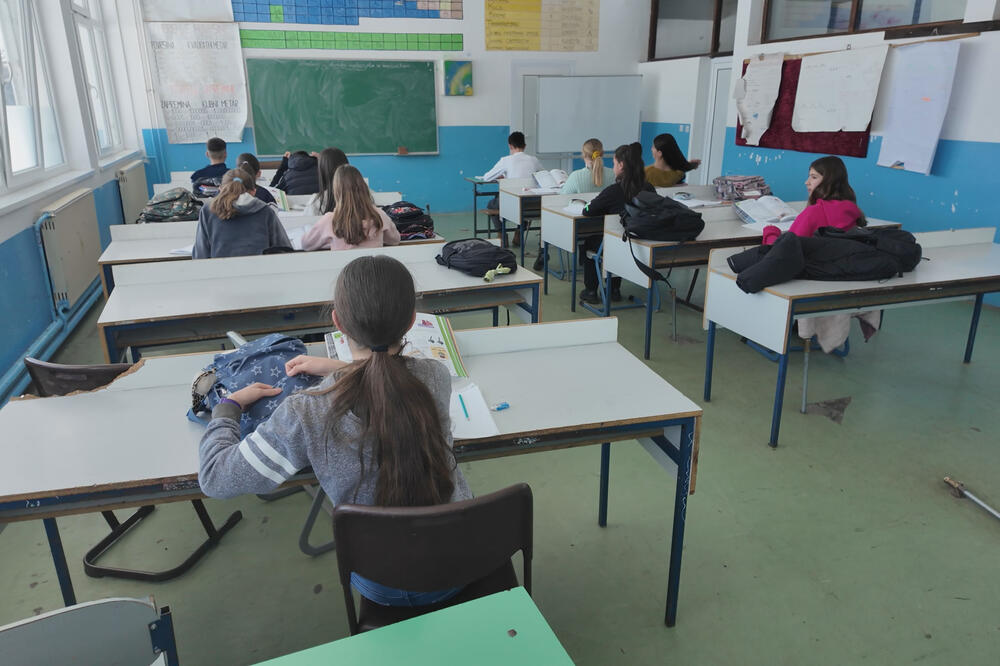 U klupe selo 20.600 đaka, među njima 1.700 prvaka: Sve škole u Moravičkom okrugu otvorile svoja vrata prvog dana septembra