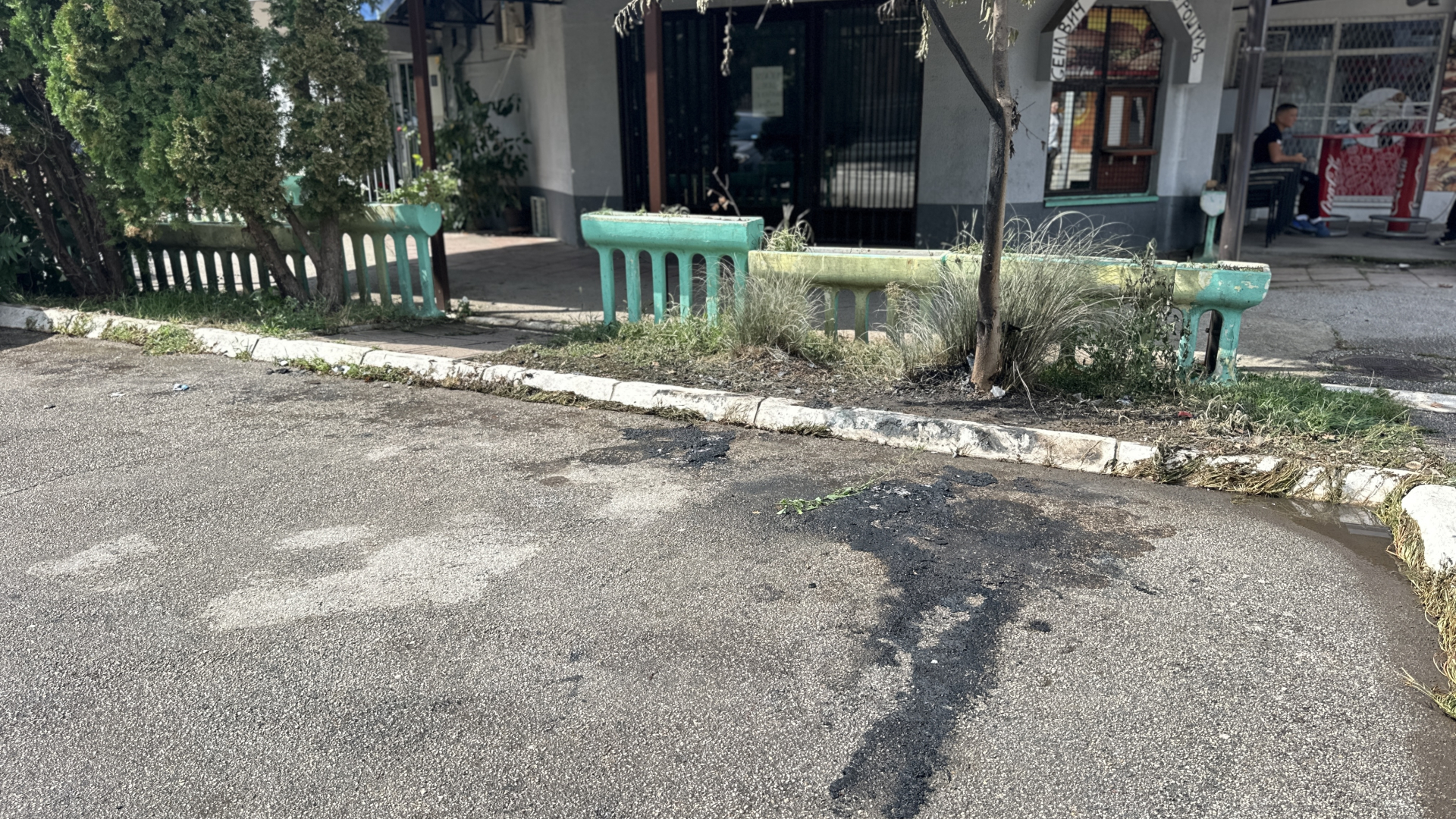 Zapaljen luksuzni BMW džip u Atenici/ Foto: RINA