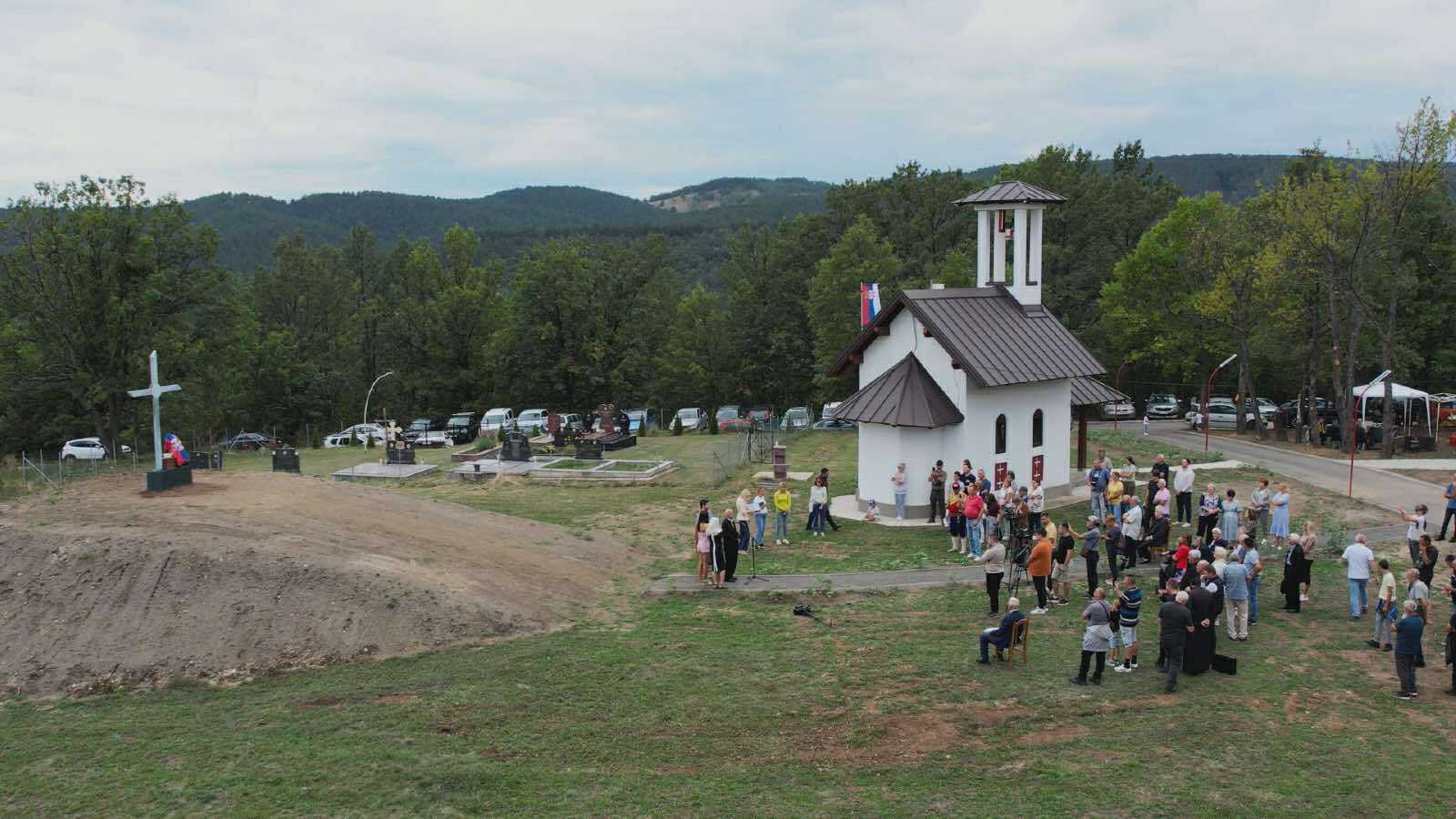 Kamen sa Kajmakčalana donet na Suvobor / foto: RINA