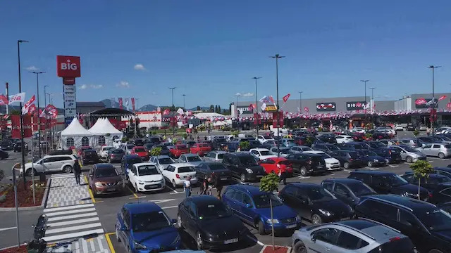 Danas je u gradu na Moravi otvoren najveći tržni centar u Zapadnoj Srbiji / foto: RINA