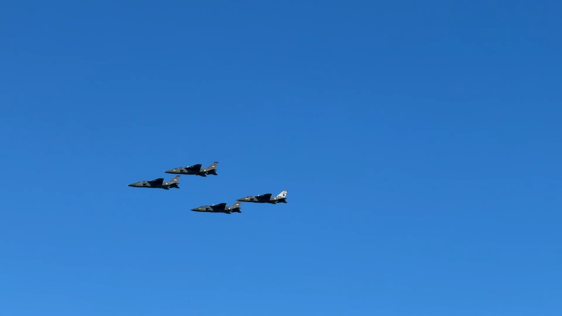 Velika Vojna parada danas održana u Beogradu / foto: RINA
