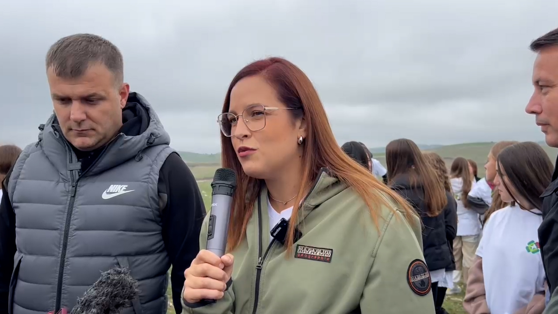 Sjenica centar ekološke borbe: Ministarka Sara sa mladima na Pešterskoj visoravni i poručila – priroda govori i kada ćuti, na nama je da je pažljivo slušamo i čuvamo (FOTO)