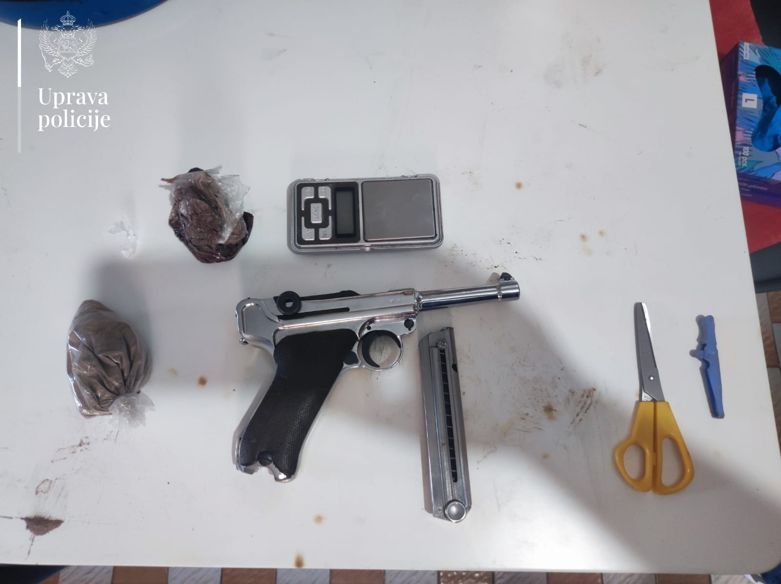 Dolazili mu na kapiju ispred kuće kako bi kupili drogu: Uhapšen Beranac u Podgorici, policija razbija mrežu uličnih dilera