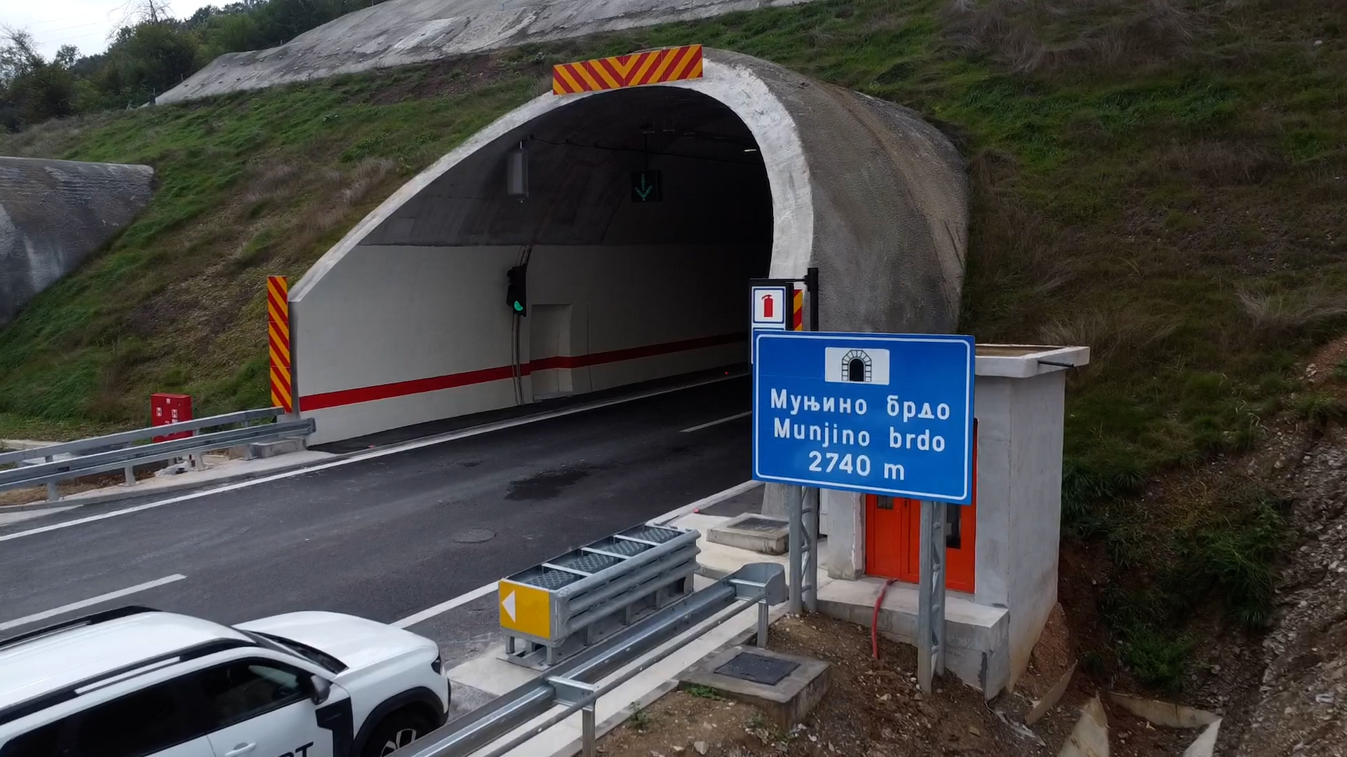 Danas se uspostavlja saobraćaj na auto-putu kod Požege: Završena testiranja sistema automatskog upravljanja u tunelima Laz i Munjino Brdo (FOTO)