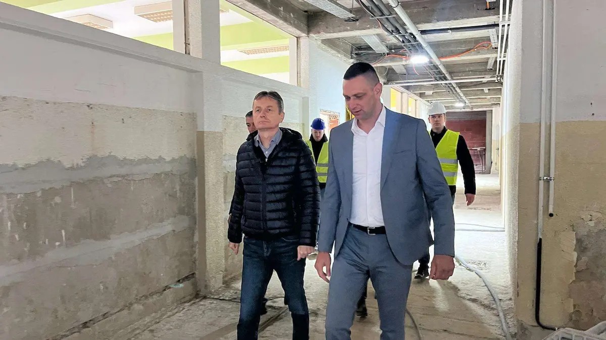 Osnovna škola u Kosjeriću dobija potpuno novo ruho / foto: RINA
