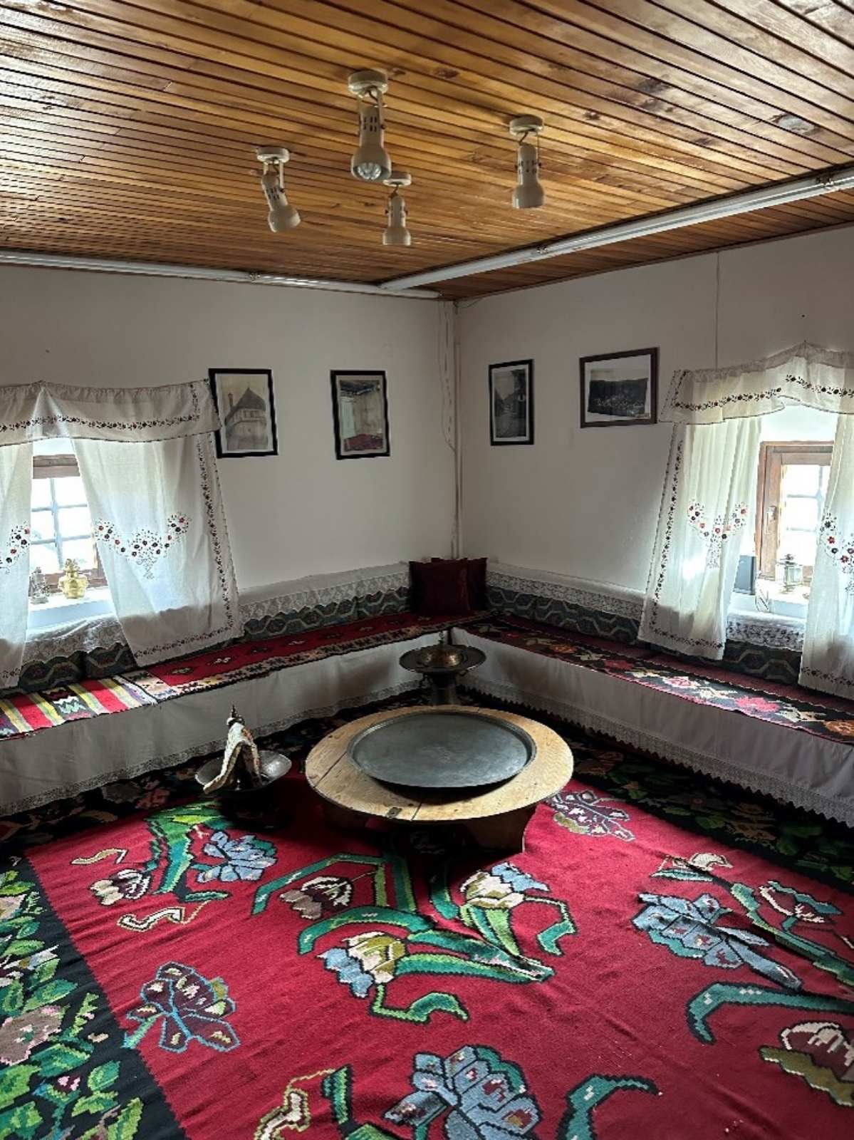 Uspešno realizovan projekat “Doprinos žena u očuvanju tradicije“