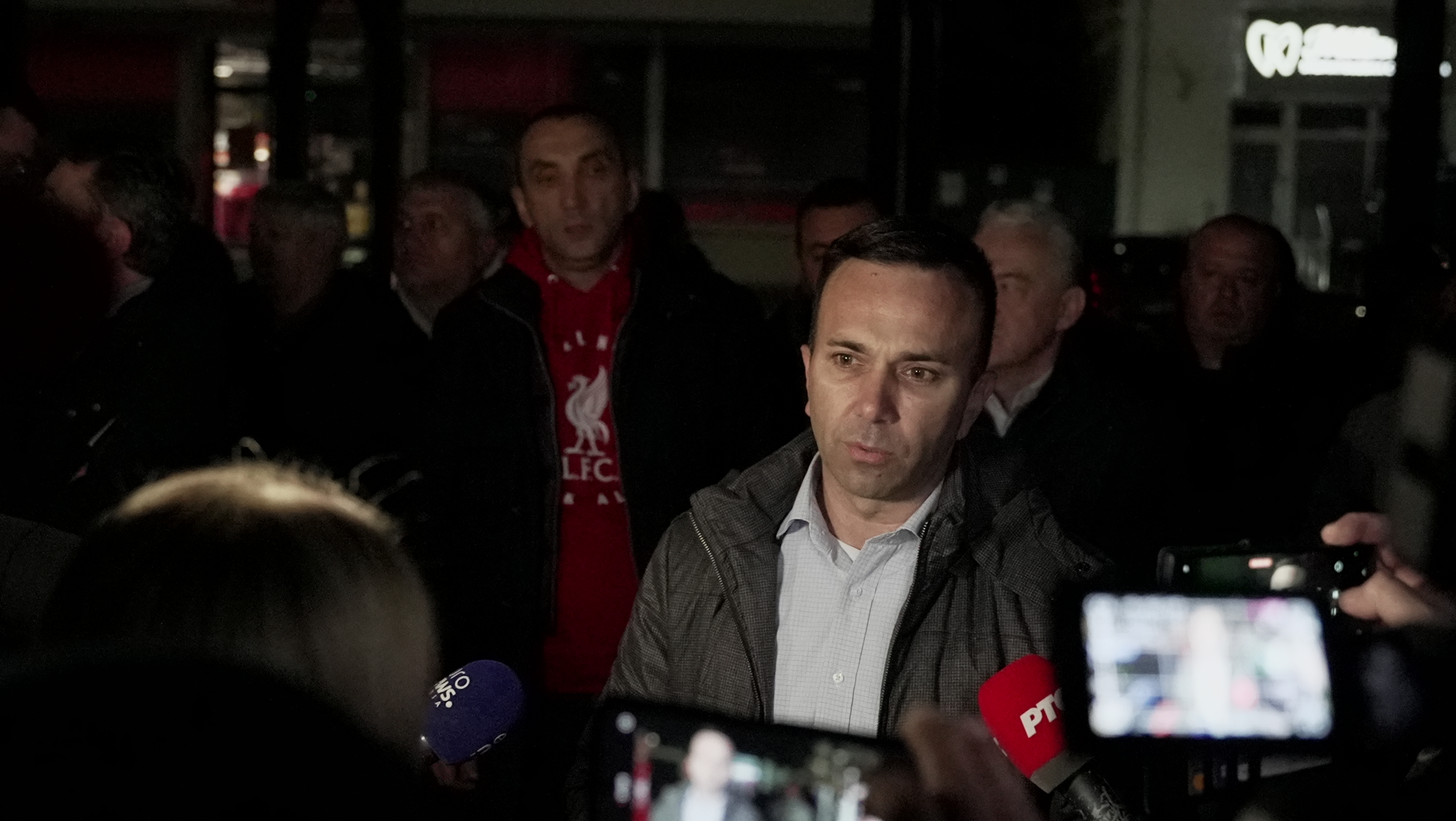 Doveli su ljude sa svih strana da maltretiraju građane, ali zato je ova pobeda još slađa: Oglasio se Glišić iz Mionice - narod pokazao da ne želi blokadere i nasilje (FOTO)