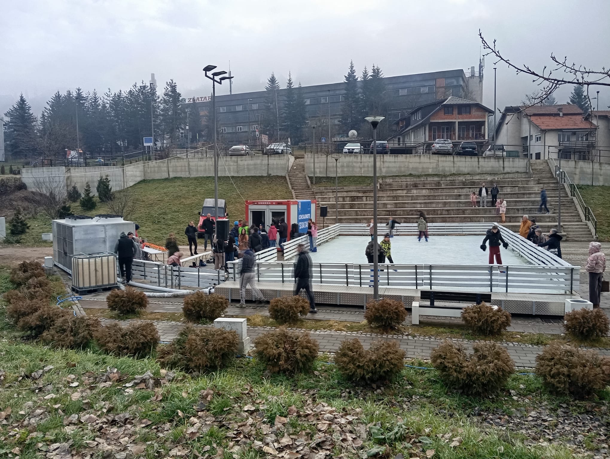 Nova Varoš dobila klizalište po prvi put / foto: RINA