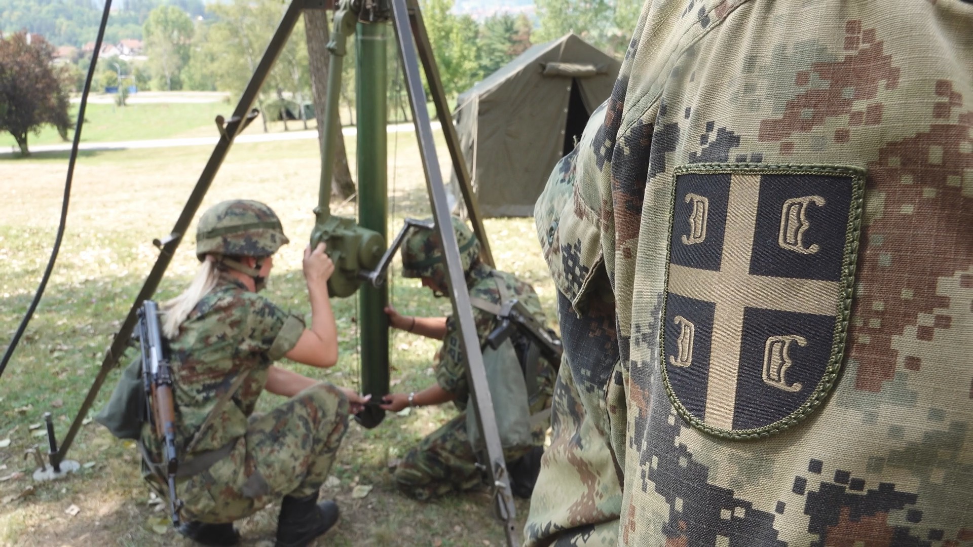 Da imaju od 19 do 30 godina, da su psihofizički zdravi a ko se prijavljuje za oficira mora imati i završen fakultet: Vojska Srbije raspisala važan javni oglas 
