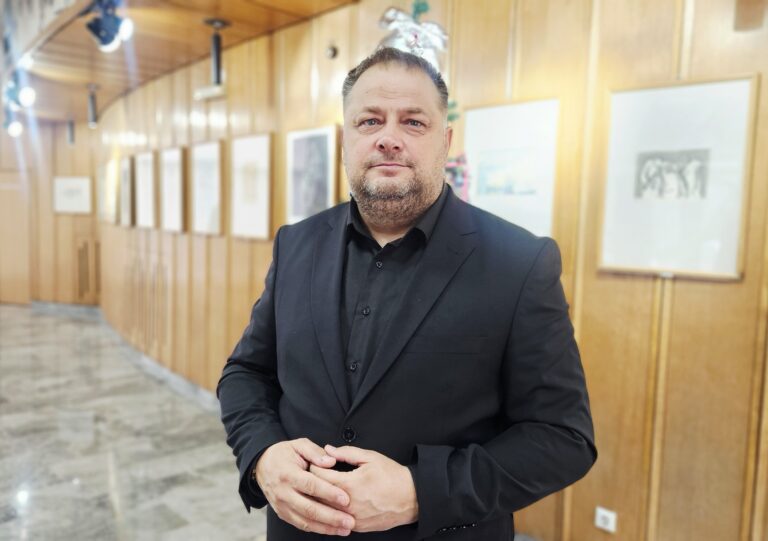 Iza građana Nove Varoši izazovna godina, ali mnogo toga je urađeno: Predsednik opštine čestitao predstojeće praznike i najavio - slede razvoj infrastrukture i još veća podrška mladima