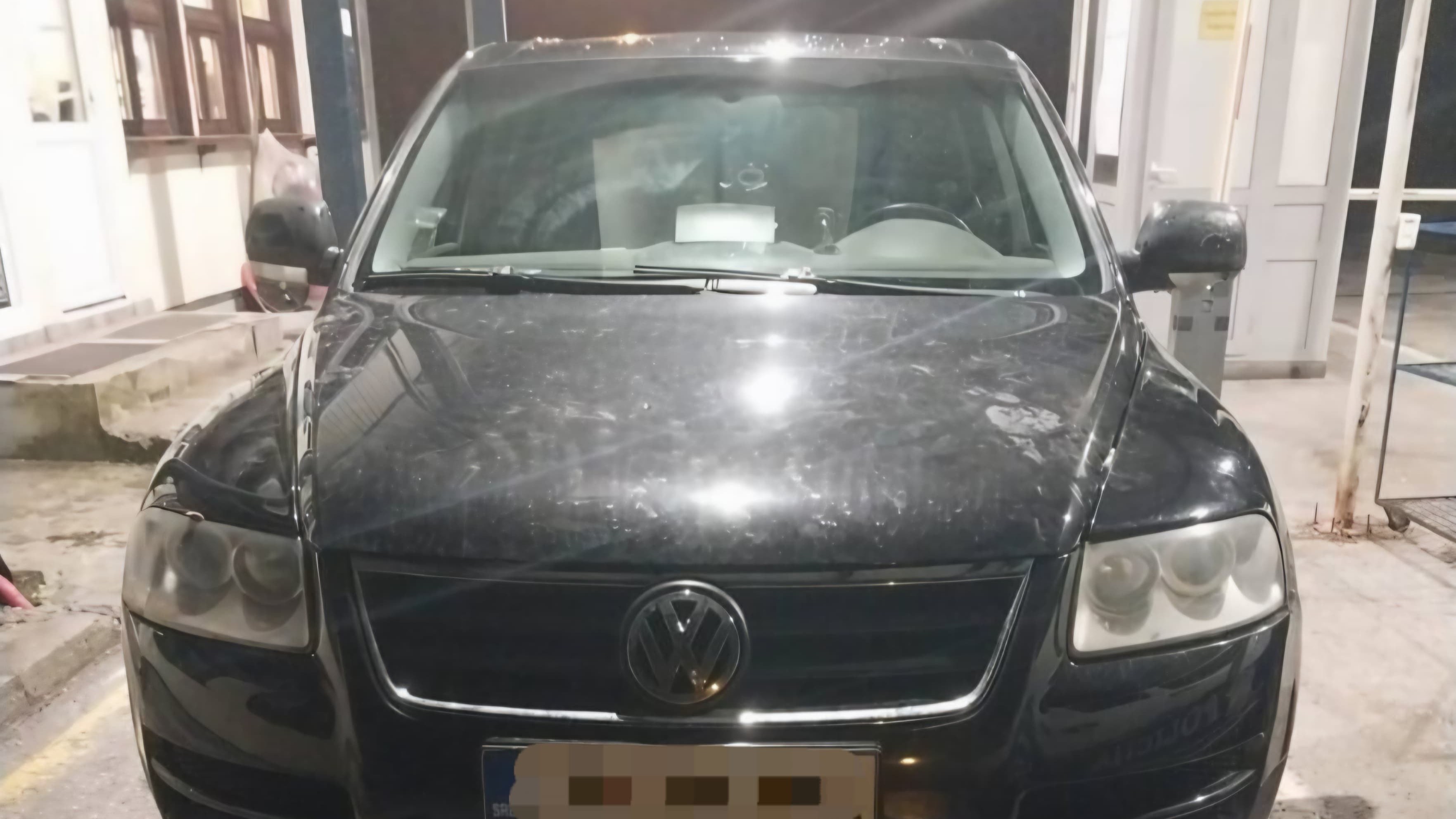 Srbin sa besnim "tuaregom" pokušao da udje u Crnu Goru: Policija odmah posumnjala i oduzela vozilo, evo šta su pronašli (FOTO)