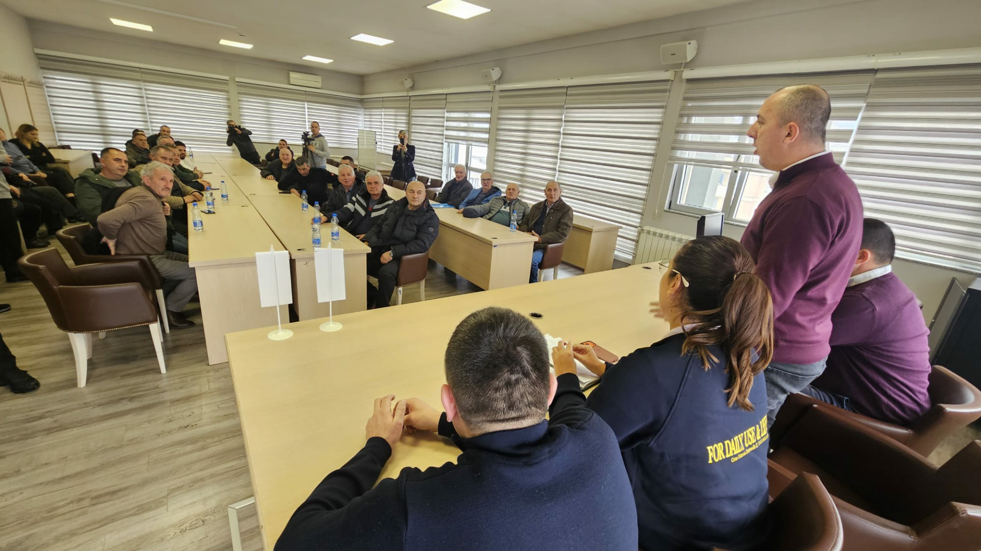 Gomila smeća više neće ići u reku Lim: Efikasno se rešava gorući ekološki problem u Prijepolju - na nekadašnjoj deponiji gradi se zaštitni zid (FOTO)