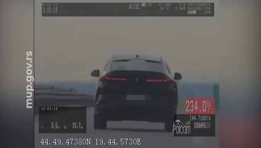 Jurio gotovo 240 na sat: Presretač zaustavio BMW sa nemačkim tablicama na auto-putu Ruma–Šabac