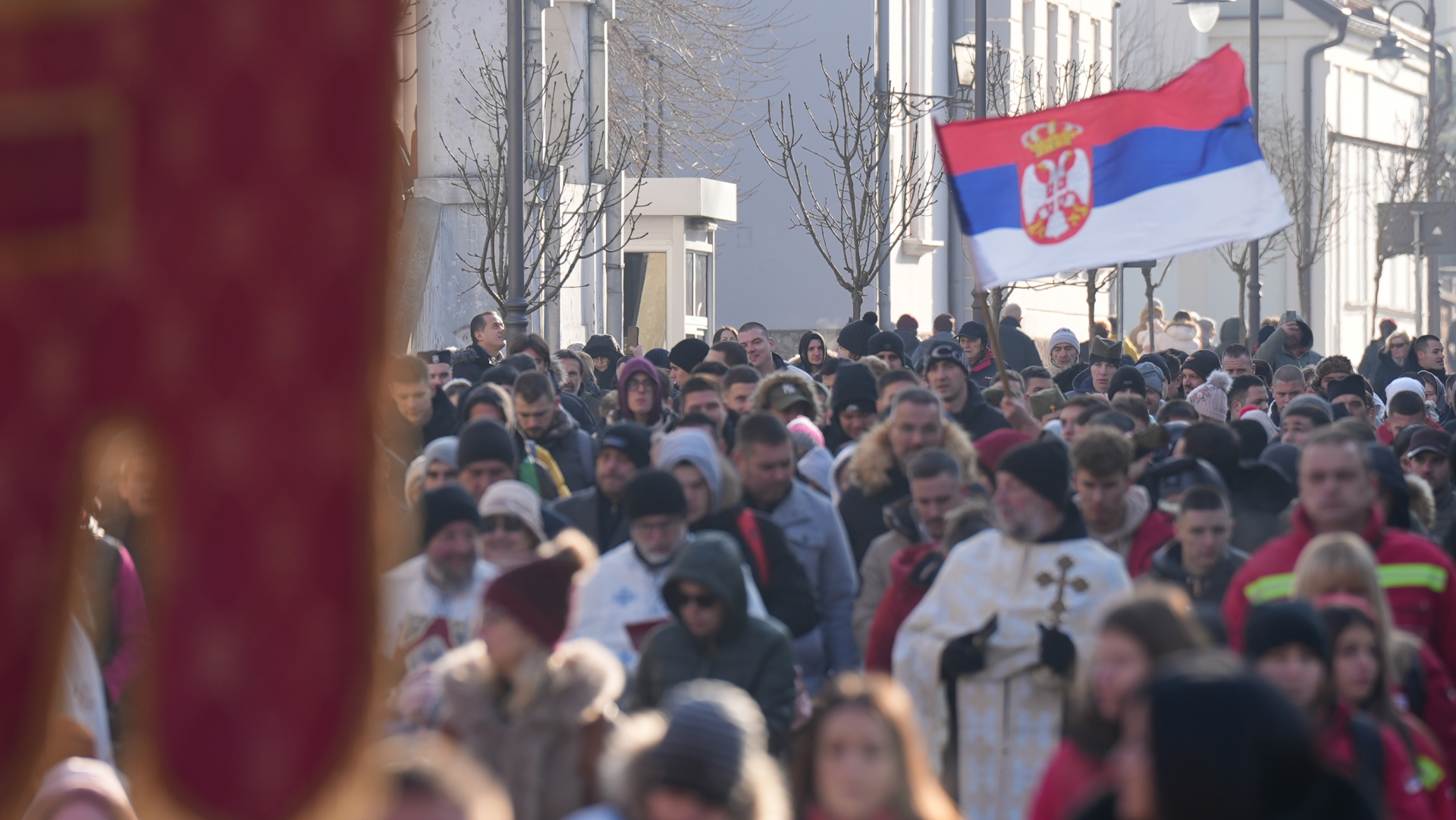 Lazar prvi doplivao do Časnog krsta u Čačku / foto: RINA