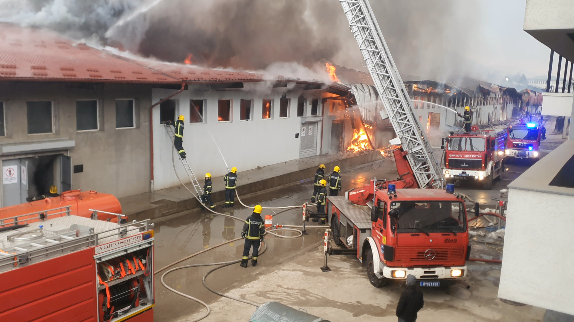 Požar u Novom Pazaru / foto: RINA