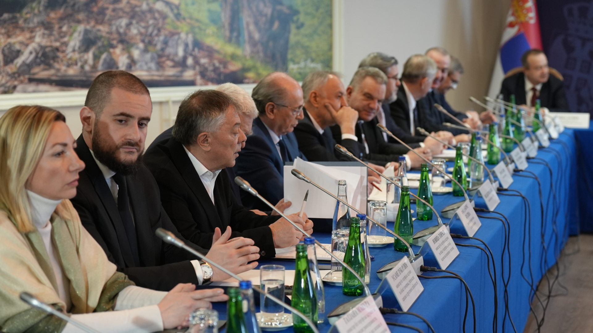 Premijer i svi ministri nalaze se trenutno na ovoj srpskoj planini: Sednica Vlade održava se danas na Tari (FOTO)(VIDEO)