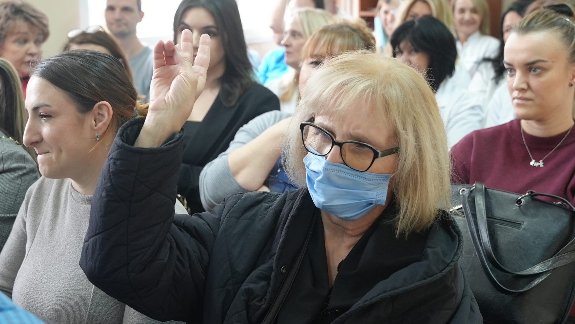 Mladić od 22 godine imao je visok pritisak, teške bolesti dolaze i bez simptoma: Poseban karavan danas stigao u Lučane, obavljeni jako važni preventivni pregledi (FOTO)