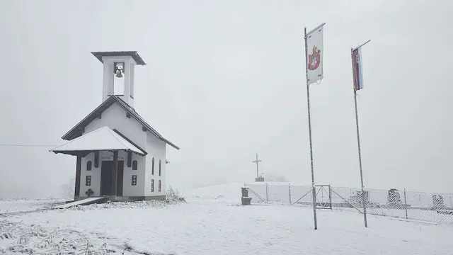 Čuva dom od požara i nevolje: Velika svetiteljka Ksenija Petrogradska se danas proslavlja, njena ikona u maloj crkvi na Suvoboru (FOTO)