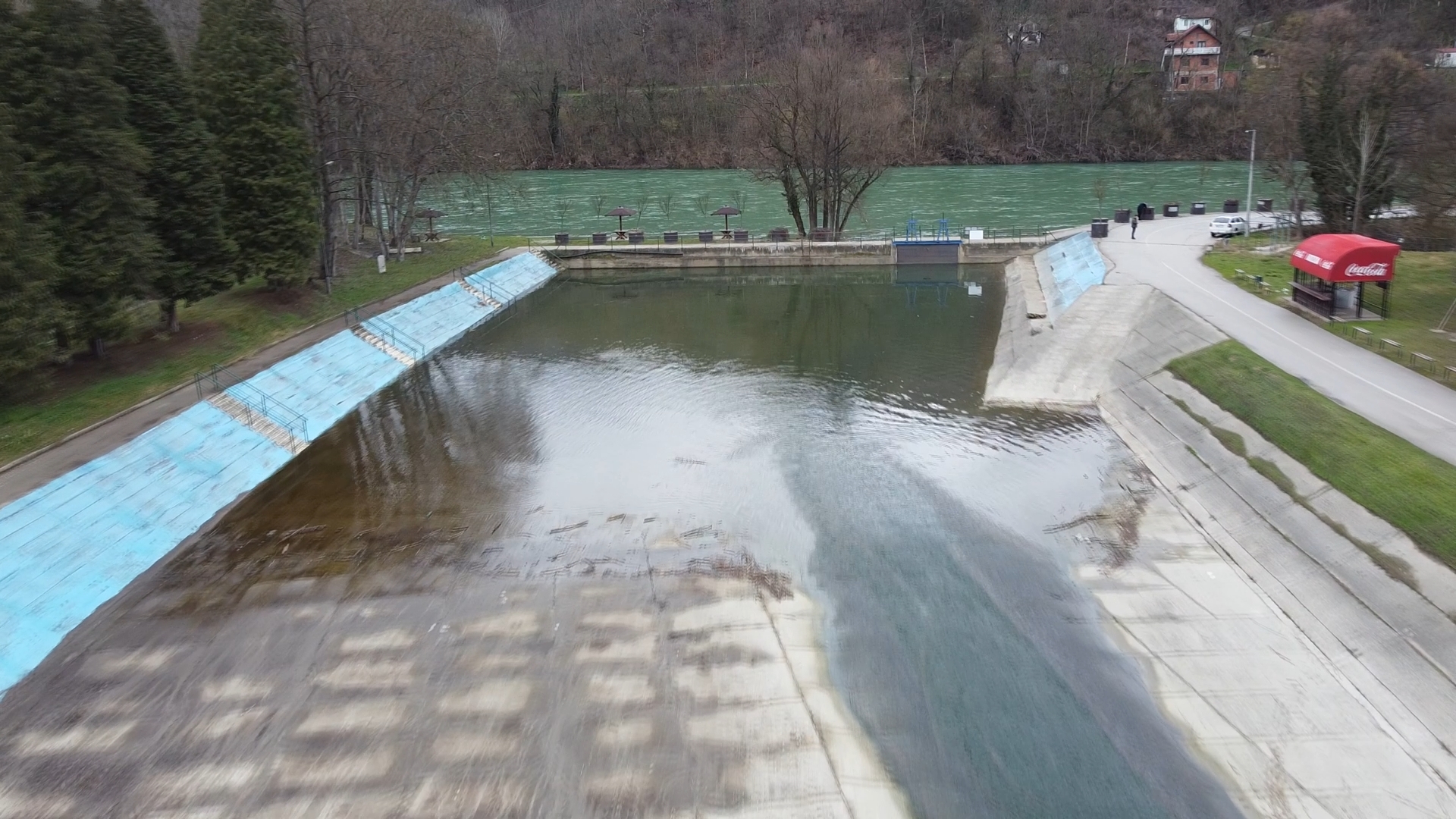 Gradi se moderno kupalište, a opasnost od poplava biće smanjena na minimum: Uređuju se vodotokovi reka Rače u Pilice u Bajinoj Bašti (FOTO)(VIDEO)