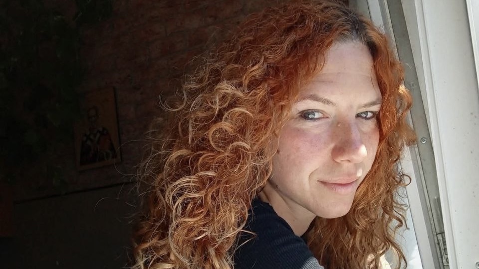 Srbijo pomozi: Novinarka Branka Pavković bori se kao lavica sa teškom bolešću, potrebno 16.000 eura za prvu dozu terapije