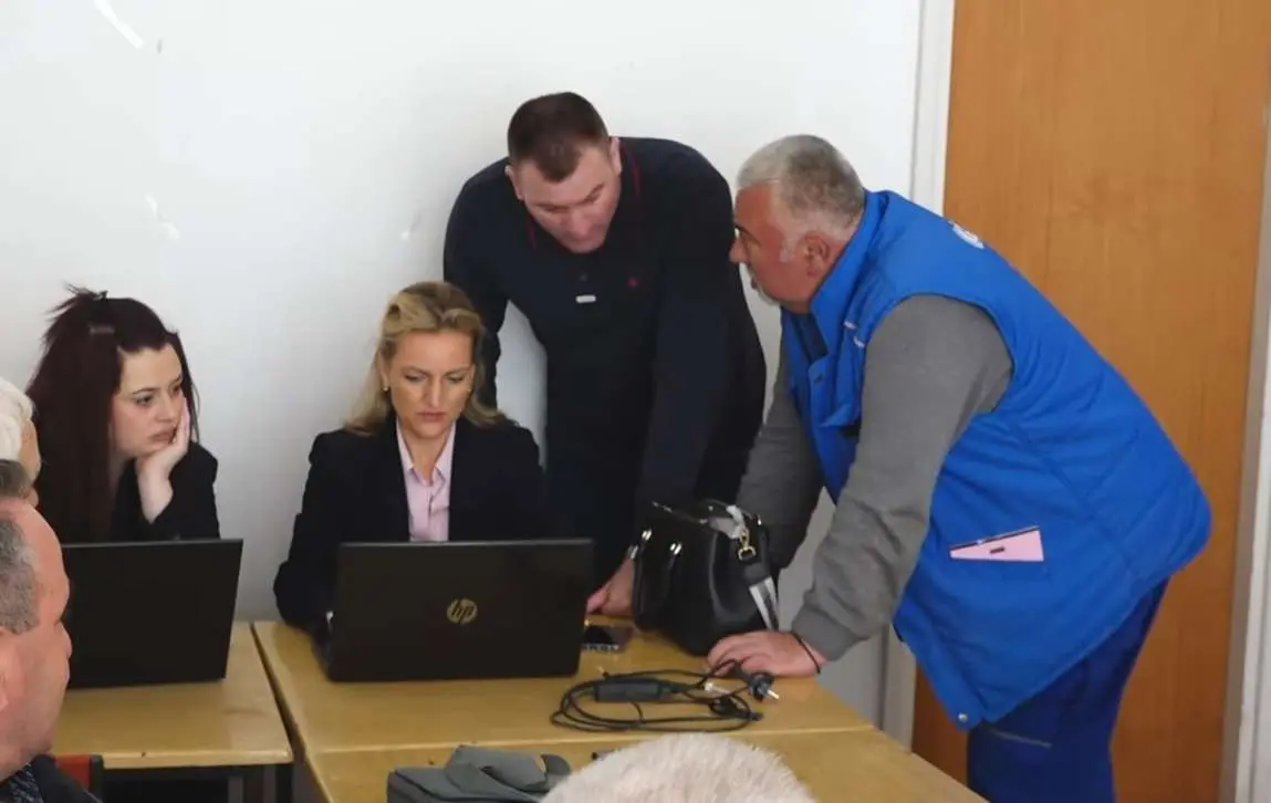 Pomoć poljoprivrednicima u udaljenim selima stiže na kućnu adresu: Sjajan potez Pribojskog eko agrara, meštanima ovo mnogo znači