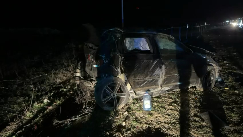 Audi se zakucao u kamion: Teška nezgoda kod Novog Pazara, ima povređenih/ Foto: RINA